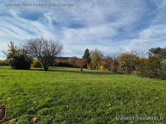 Terrain à bâtir de 756 m2 — photo du bien