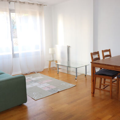 Appartement 2 pièces 840 €