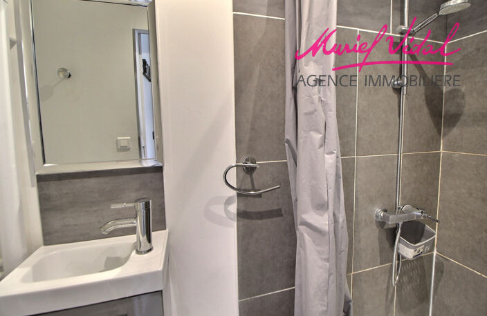 ACHAT - ST CYPRIEN PLAGE - VILLA COMPOSE DE 3 APPARTEMENTS — photo 5