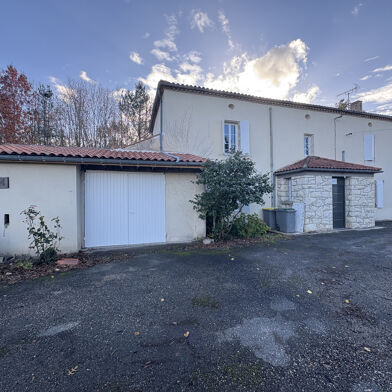 Maison 5 pièces 900 €