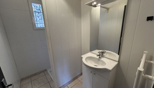 Villa / Maison 3 pièces  à louer Ucel 07200