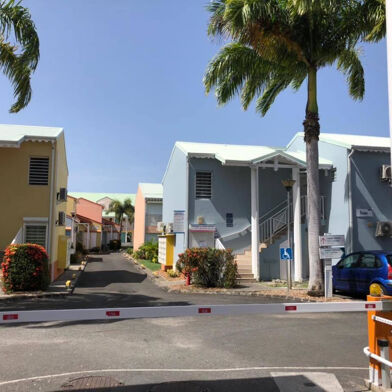 Appartement 2 pièces 700 €