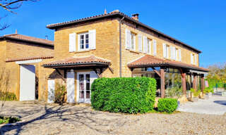 Maison 13 Pièces 351 m² à vendre à Porte des Pierres Dorées (69400)