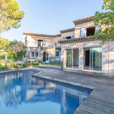 Maison 10 pièces 849000 €