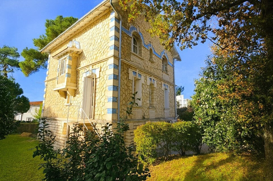 Villa / Maison  T7 à vendre Royan 17200