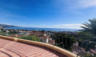 Maison 5 Pièces 149 m² à vendre à Roquebrune-Cap-Martin (06190)
