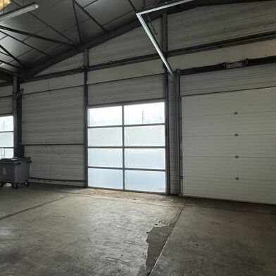 Commerce  1500000 €