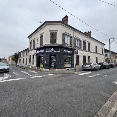 Commerce  187000 €