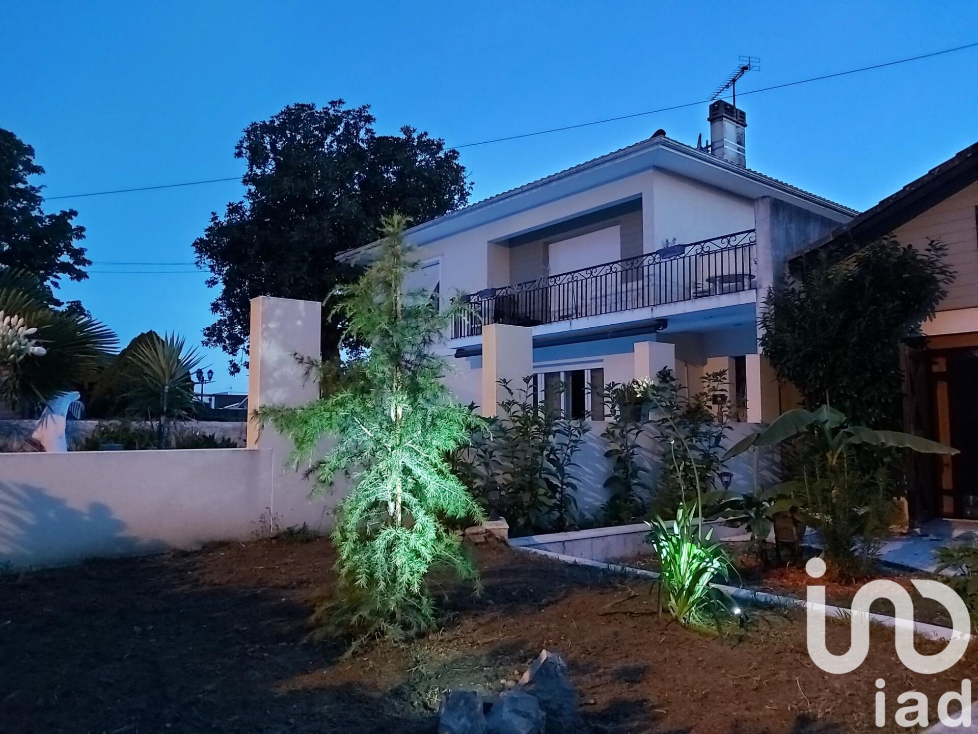 Vente Maison/villa 8 pièces - Photo 3