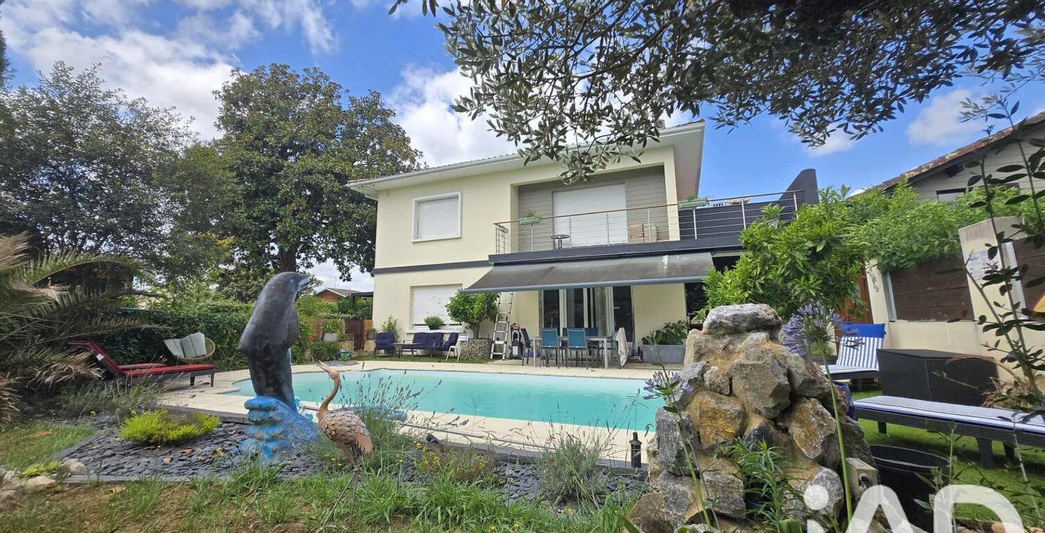 Vente Maison/villa 8 pièces — photo 1