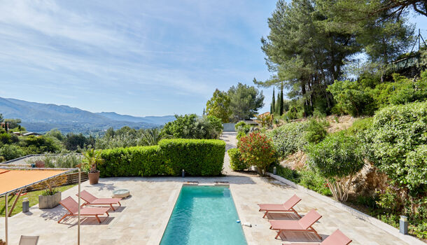 Villa / Maison 6 pièces  à vendre Roquevaire 13360