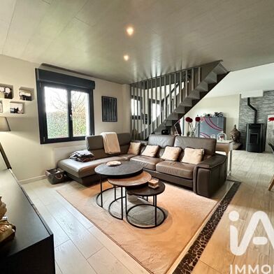 Maison 5 pièces 373000 €