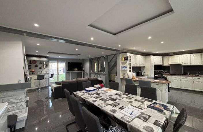 Vente maison 8 pièces 170 m² Ballan-Miré (37510) — photo 2