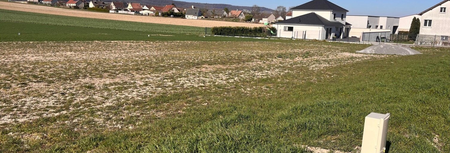 Terrain  712 m² à vendre à Les Petites-Loges (51400)