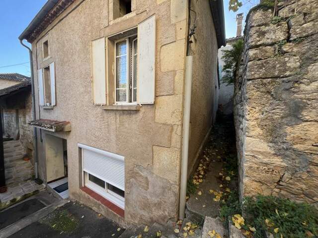 Maison de bourg de 4 pièces principales — photo du bien