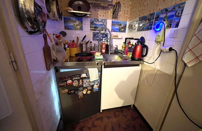A VENDRE AIX LES BAINS STUDIO AVEC LOGGIA — photo 4
