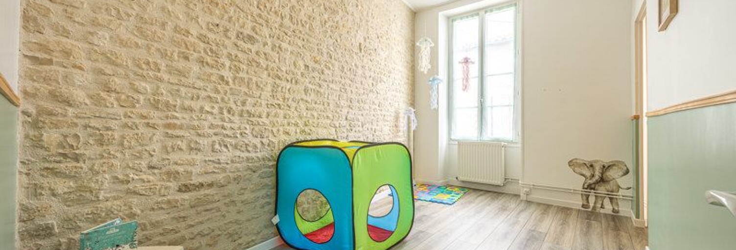 Maison 5 Pièces 176 m² à vendre à Mauzé-sur-le-Mignon (79210)