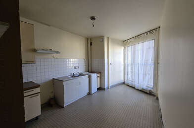 Appartement 5 pièces 1100 €