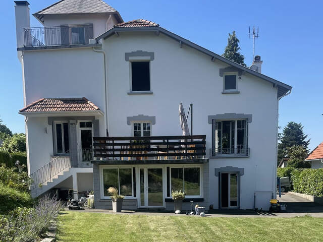 Maison de caractère de 143 m2 avec terrain de 1683 m2 — photo du bien