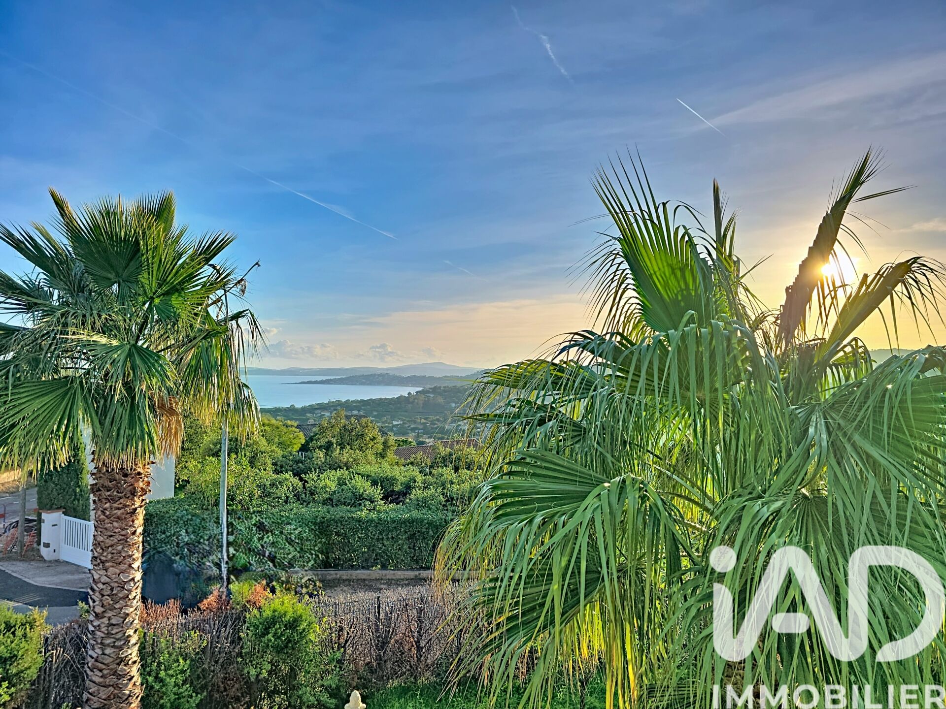 Roquebrune-Sur-Argens - 192m² - 7p. - 5ch.