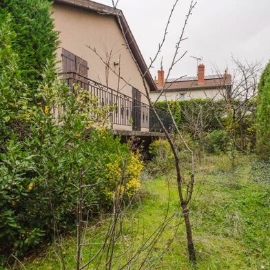 Maison 5 pièces 499200 €