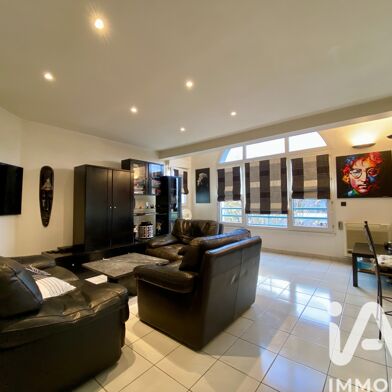 Appartement 4 pièces 270000 €