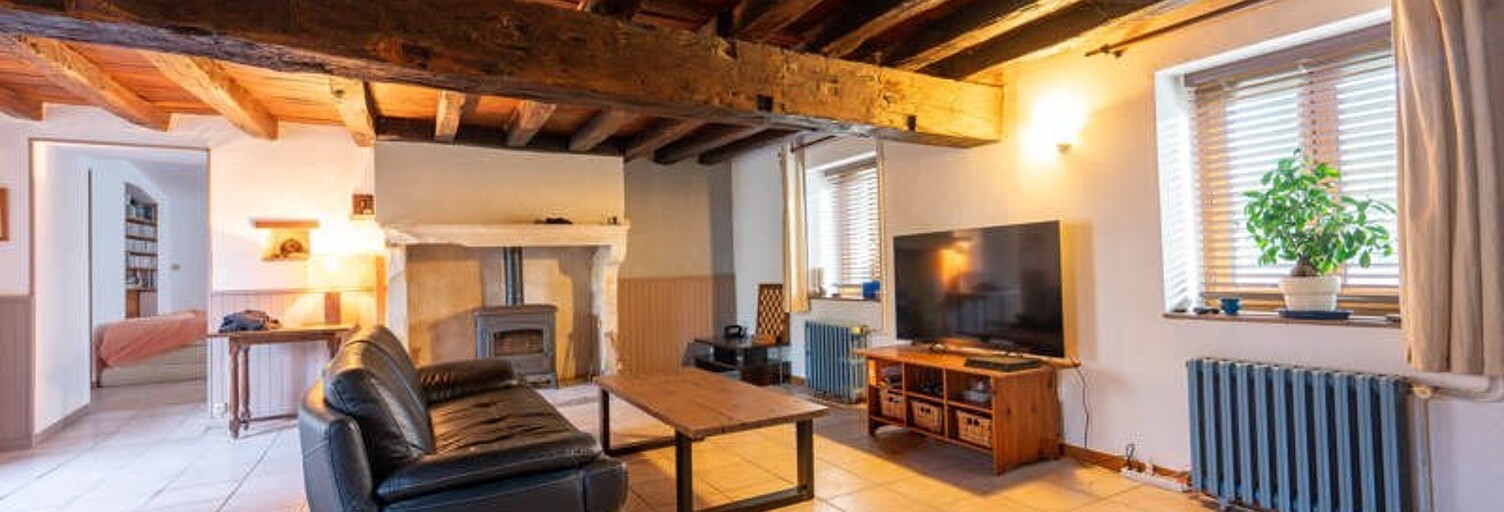 Maison 6 Pièces 219 m² à vendre à Primelles (18400)