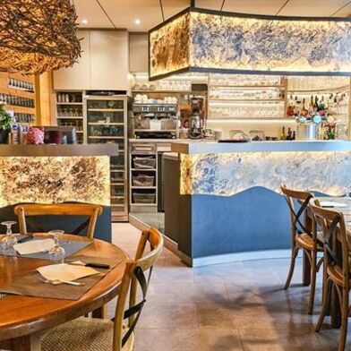 Commerce  398000 €