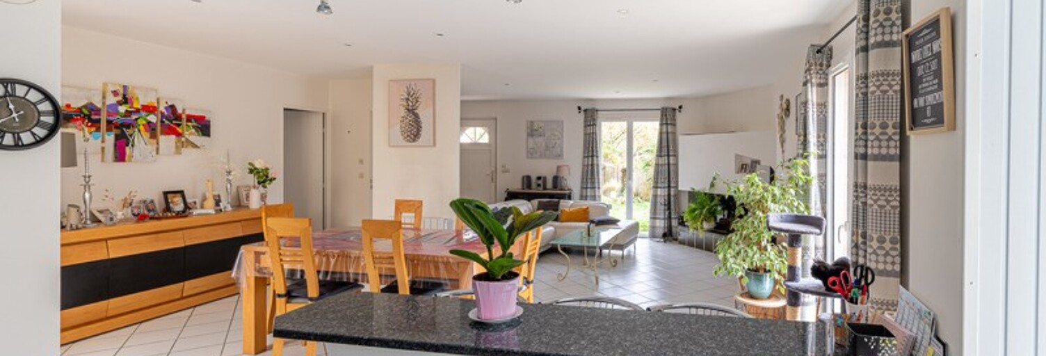 Maison 5 Pièces 122 m² à vendre à Mios (33380)