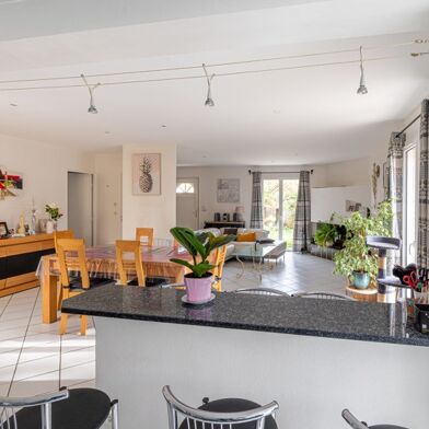 Maison 5 pièces 412000 €