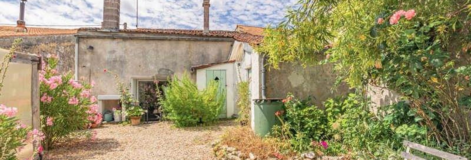 Maison 7 Pièces 125 m² à vendre à Pont-l'Abbé-d'Arnoult (17250)