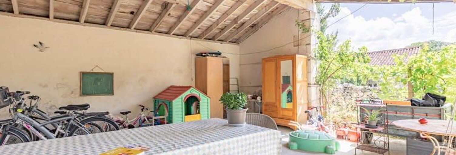 Maison 7 Pièces 125 m² à vendre à Pont-l'Abbé-d'Arnoult (17250)