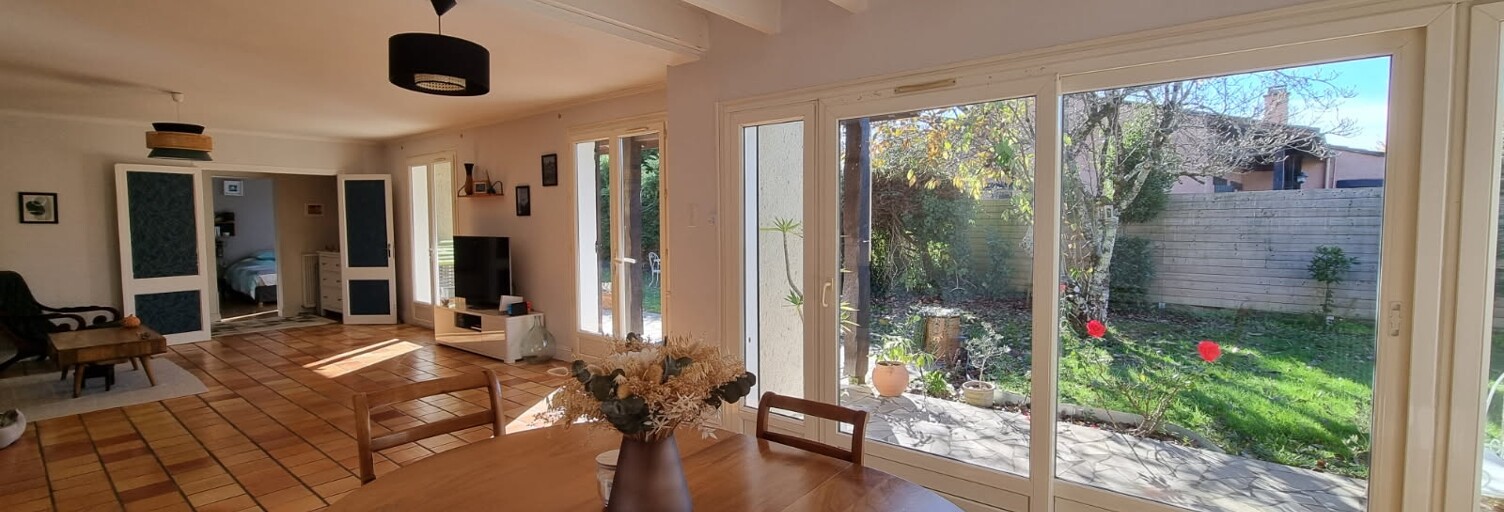 Maison 5 Pièces 137 m² à vendre à Arveyres (33500)