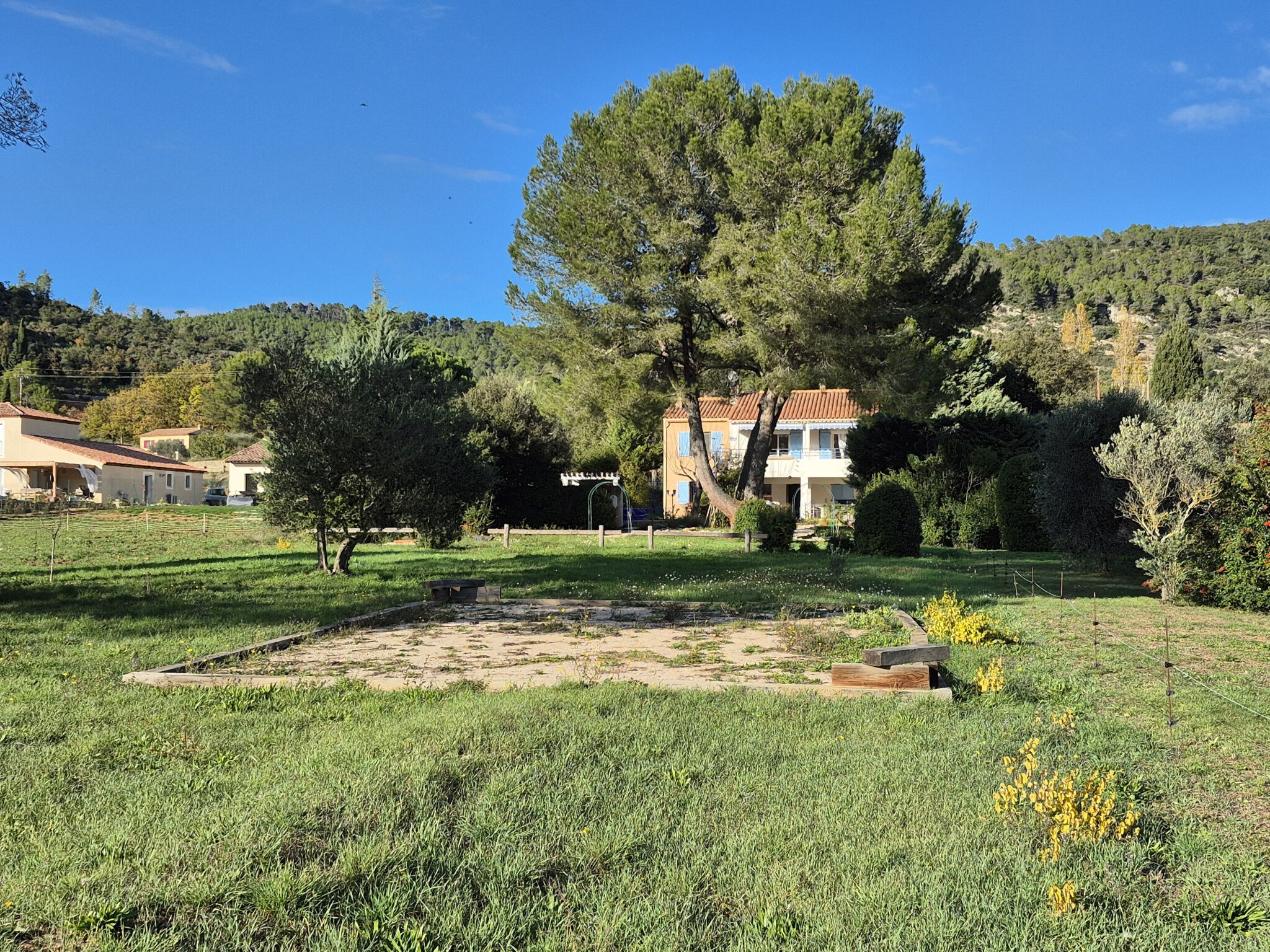 Villa / Maison  T5 à vendre Val (Le) 83143