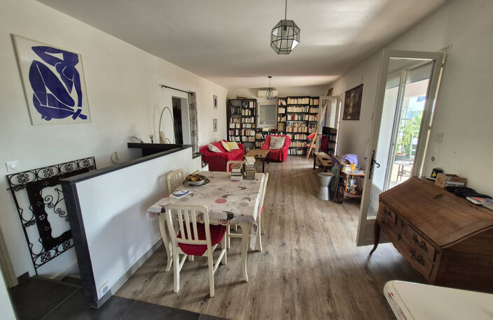 VILLA TYPE 5 SUR PARCELLE DIVISIBLE — photo 4