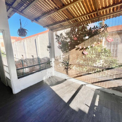 Immeuble  239000 €