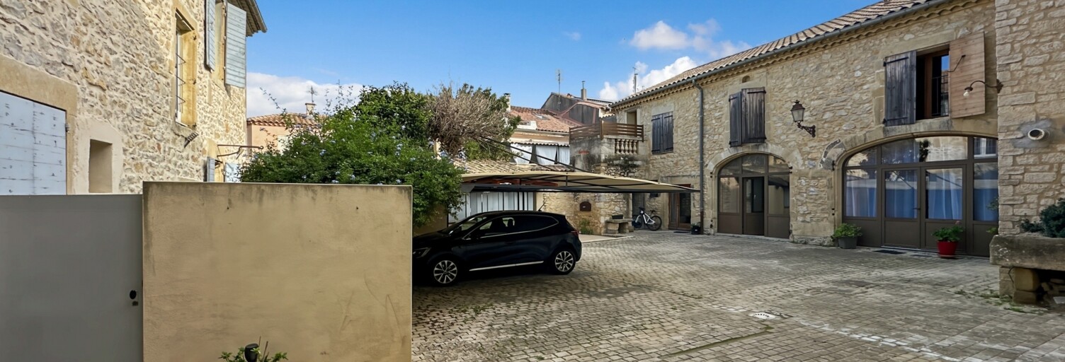 Immeuble  566 m² à vendre à Milhaud (30540)