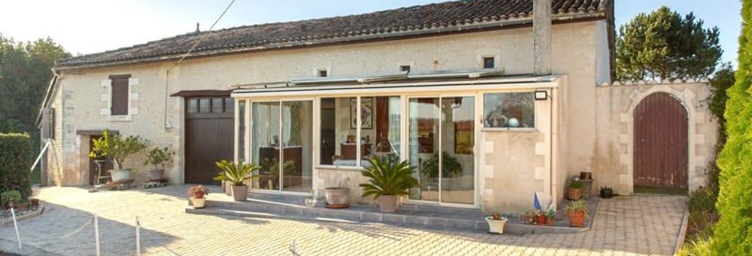 Maison 3 Pièces 75 m² à vendre à Chatenet (17210)