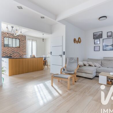 Maison 5 pièces 349000 €