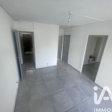 Appartement 4 pièces 1080 €