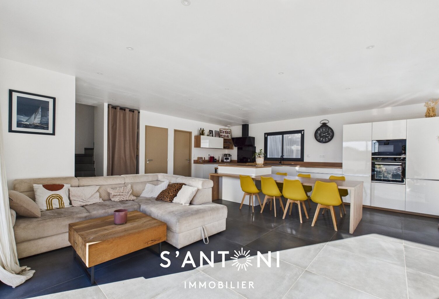 Maison — photo 1