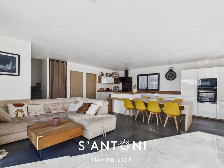 Maison — photo 1