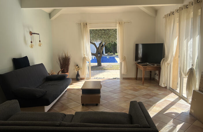 Maison de type 4 à Saint Savournin de 132.60 m2 meublée — photo 2
