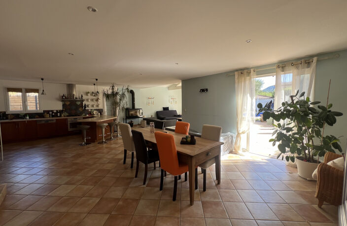 Maison de type 4 à Saint Savournin de 132.60 m2 meublée — photo 4