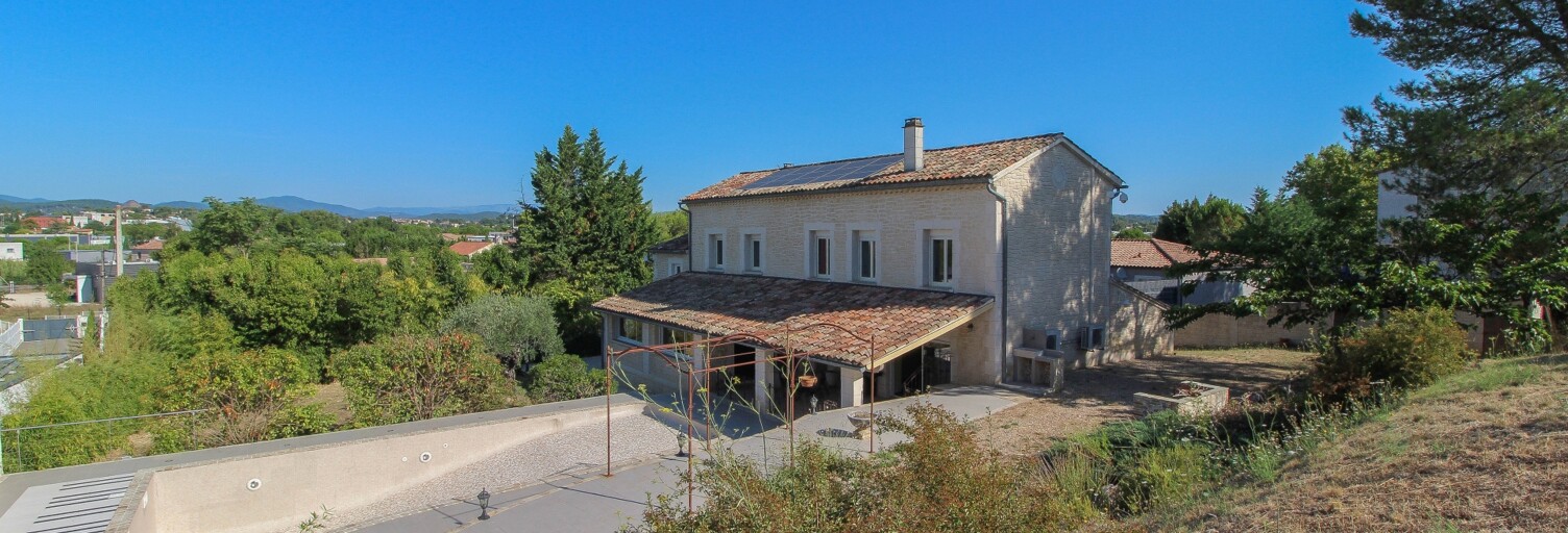 Maison 9 Pièces 230 m² à vendre à Alès (30100)