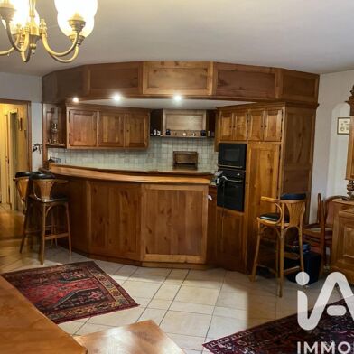 Appartement 4 pièces 219900 €