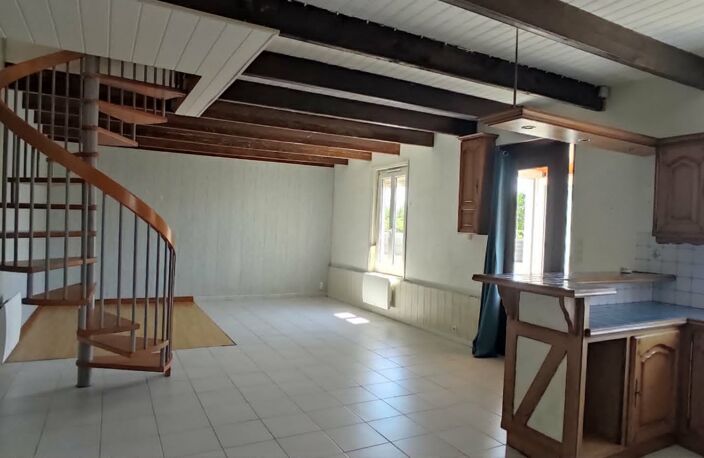 Vente Maison/villa 5 pièces — photo 2