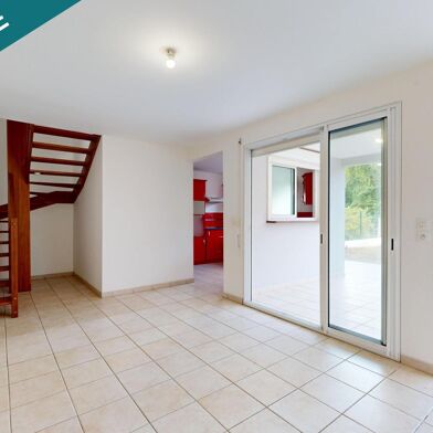 Maison 4 pièces 351100 €