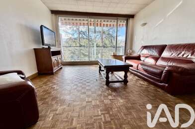 Appartement 3 pièces 240000 €