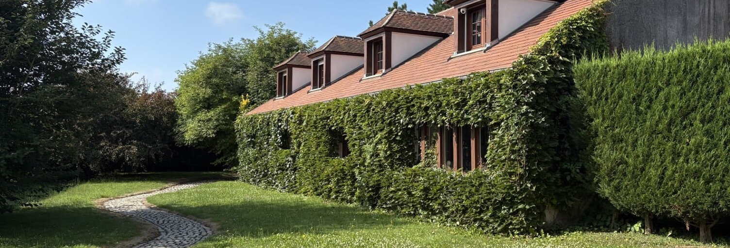 Maison 10 Pièces 260 m² à vendre à Péroy-les-Gombries (60440)